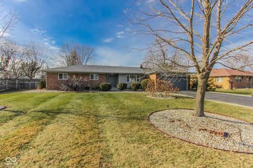 2916 S Pasadena St, Indianapolis, IN, 46203-5839 | Card Image