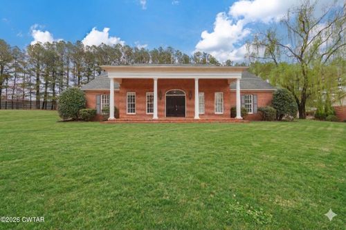 54 Forest Downs Dr, Jackson, TN, 38305-7899 | Card Image