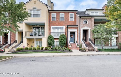 1102 Rose Hill Ln, Louisville, KY, 40299-6827 | Card Image