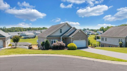 25 Lands End Cir, Union Hall, VA, 24176-4157 | Card Image