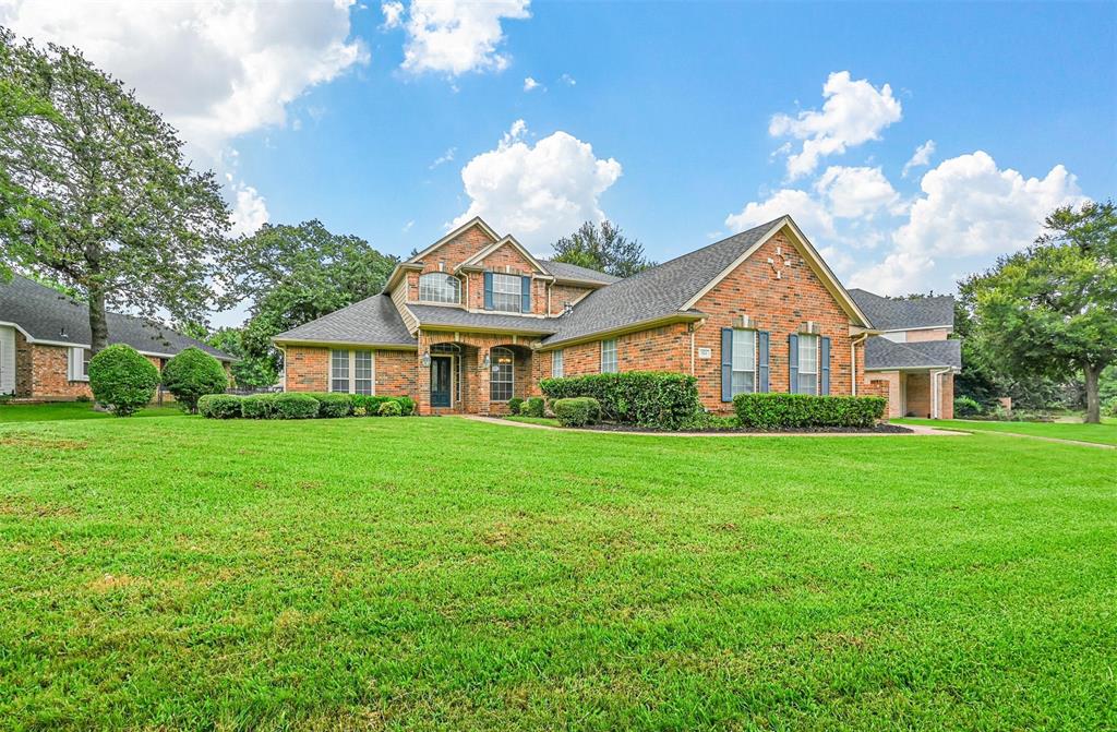 Doral Dr, Mansfield, TX 76063