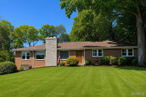 819 Willoway Ave, East Alton, IL, 62024-1626 | Card Image