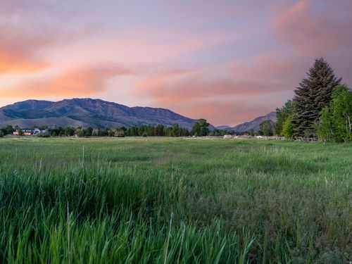 7-8822 Eagle Way, Huntsville, UT, 84317-9768 | Card Image