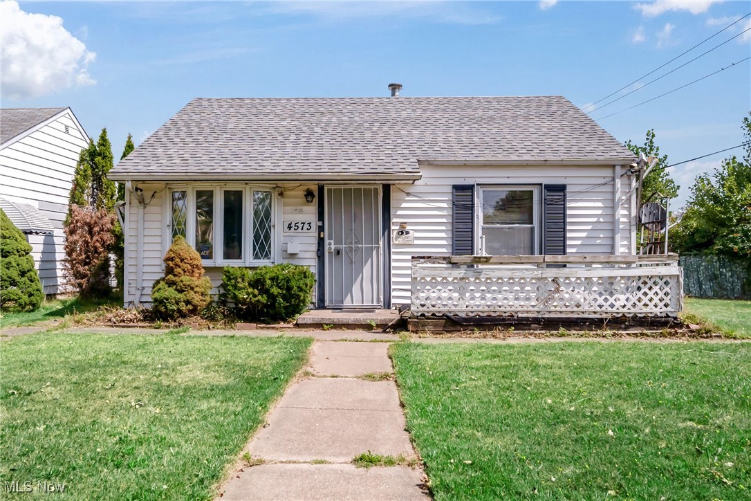 145th St, Cleveland, OH 44135