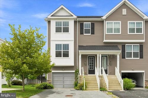 1911 Boulder Dr, DOWNINGTOWN, PA, 19335-4313 | Card Image
