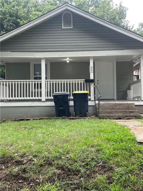 424 N Brighton Ave, Kansas City, MO, 64123-1330 | Card Image