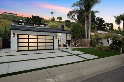 4282 Robbins St, San Diego, CA, 92122-2625 | Card Image