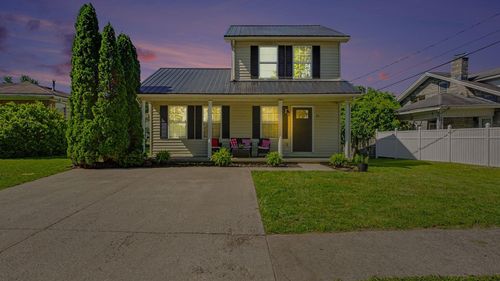 86 Brink Ave, Winchester, KY, 40391-2218 | Card Image