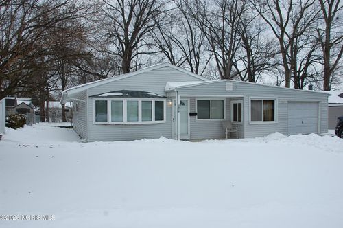 3016 Lambert Dr, Toledo, OH, 43613-3168 | Card Image