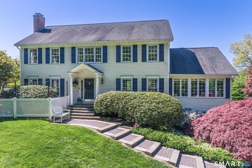 9 Schoolhouse Pl, Ridgefield, CT, 06877-1025 | Card Image