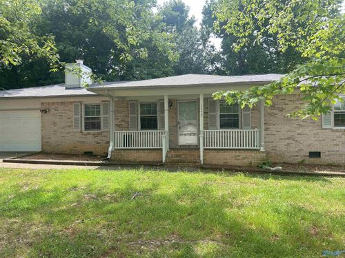 1757 Dailey Ter Nw, Huntsville, AL, 35816-1416 | Card Image