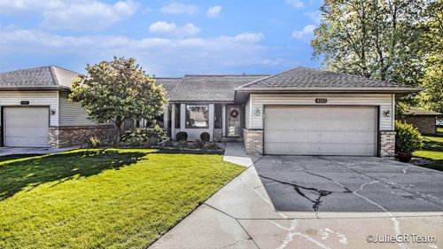 4323 Crest Creek Ct Sw, Grandville, MI, 49418-3039 | Card Image