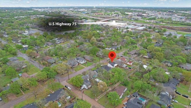 310 W Mcgee St, House other with 2 bedrooms, 2 bathrooms and null parking in Sherman TX | Image 32