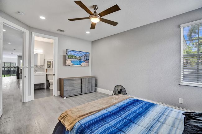 10457 Laurel Rd, House other with 6 bedrooms, 6 bathrooms and null parking in Davie FL | Image 55