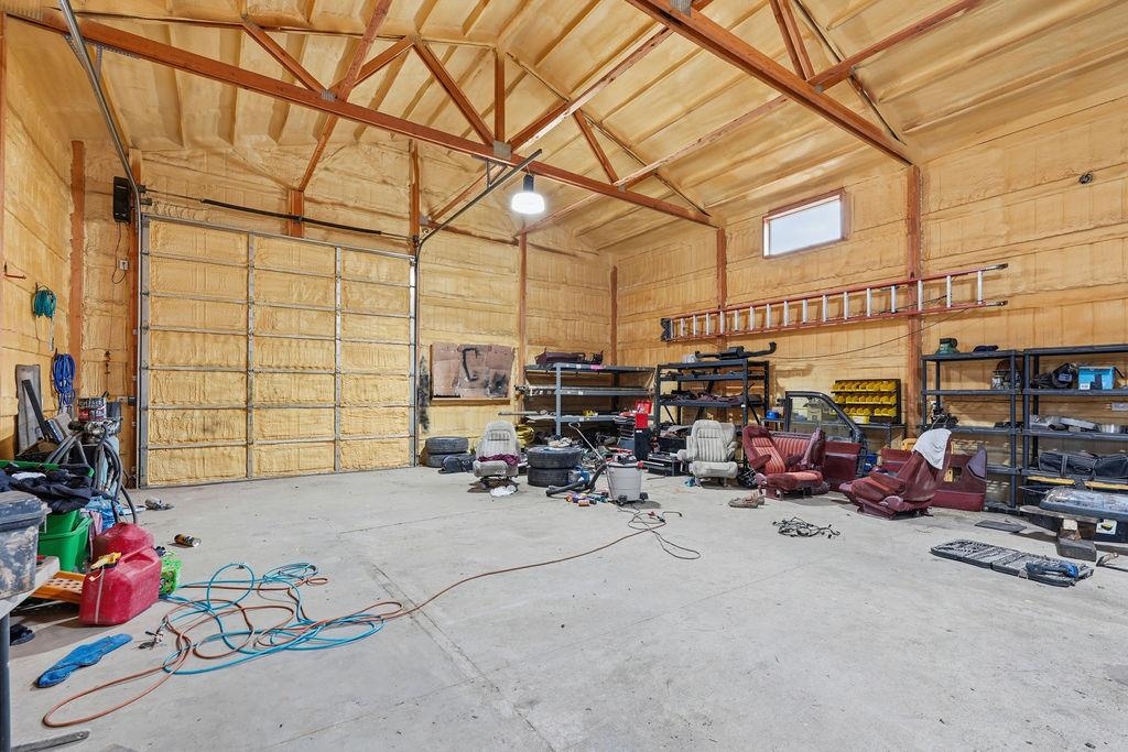 Commercial Sale in Colbert 4