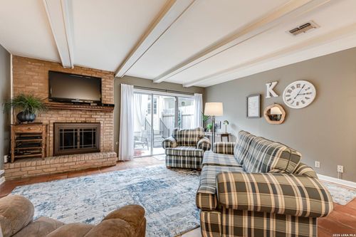 apt-e3-11303 Vance Jackson Rd, San Antonio, TX, 78230-1803 | Card Image