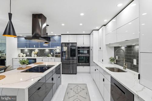 apt-1004-6101 Edsall Rd, ALEXANDRIA, VA, 22304-4106 | Card Image