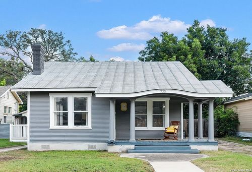735 Kayton Ave, San Antonio, TX, 78210-3667 | Card Image