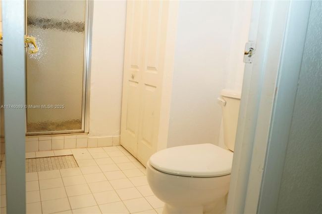 APT-301 - 4215 N University Dr, Condo with 2 bedrooms, 2 bathrooms and null parking in Sunrise FL | Image 22