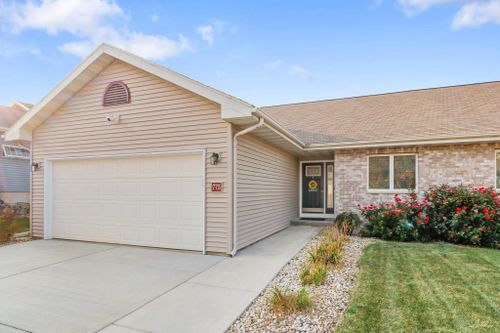 775 Edenberry Lane, Oregon, WI, 53575 | Card Image