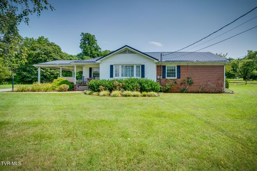 3406 Unicoi Dr, Unicoi, TN, 37692-4320 | Card Image