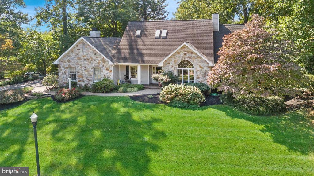 Stonebridge Dr, Hockessin, DE 19707
