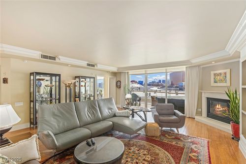 unit-901-2877 Paradise Rd, Las Vegas, NV, 89109-5246 | Card Image