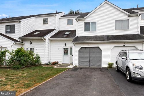 32 Ginger Dr, Lumberton, NJ, 08048-4203 | Card Image