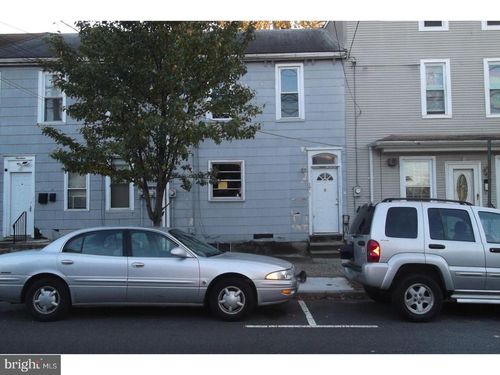 17 E Federal Street, BURLINGTON, NJ, 08016 | Card Image