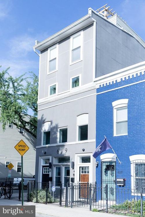 a-619 16th St Ne, WASHINGTON, DC, 20002-4511 | Card Image