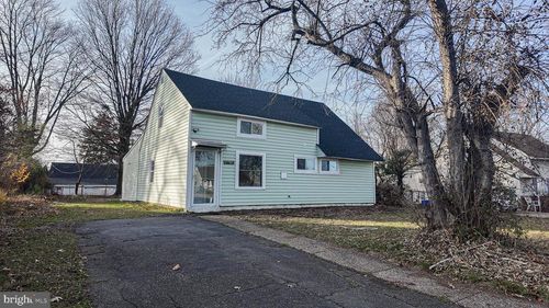 9330 Academy Rd, PHILADELPHIA, PA, 19114-3523 | Card Image