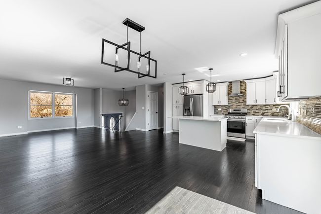 105 Roxborough Pl, Home with 4 bedrooms, 3 bathrooms and 2 parking in Inverness IL | Image 8
