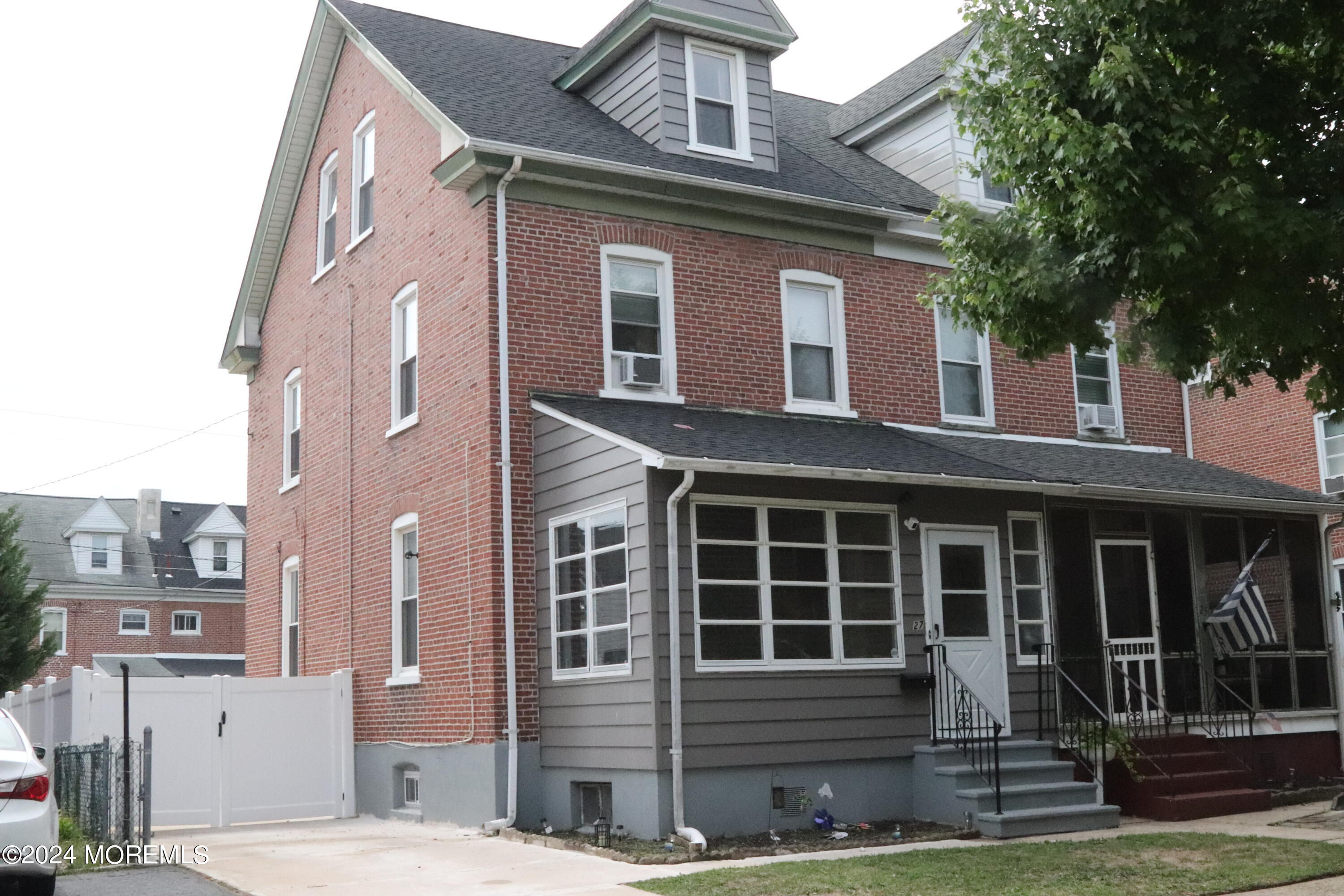 3rd Ave, Roebling, NJ 08554