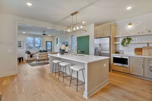 438 Patterson St, Nashville, TN, 37211-2828 | Card Image
