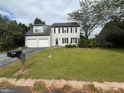 195 Village Spring Ln, REINHOLDS, PA, 17569-9437 | Card Image