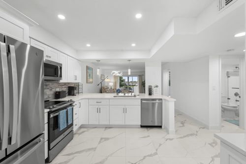 apt-302-6936 Huntington Ln, Delray Beach, FL, 33446-2540 | Card Image