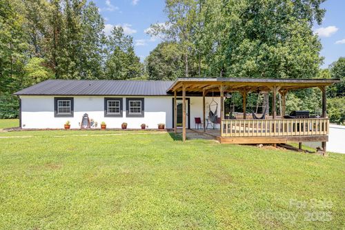 307 Pinehaven Dr, Lexington, NC, 27292-8225 | Card Image