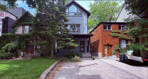 16 Woodlee Rd, Toronto, ON, M4E2R1 | Card Image