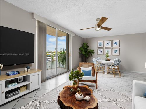 apt-312-1777 Se 15th St, Fort Lauderdale, FL, 33316-3025 | Card Image