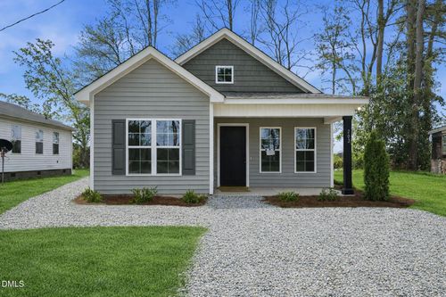 203 Booker St Nw, Pikeville, NC, 27863-9155 | Card Image