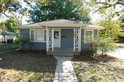 View of front of property featuring a porch | Image 1