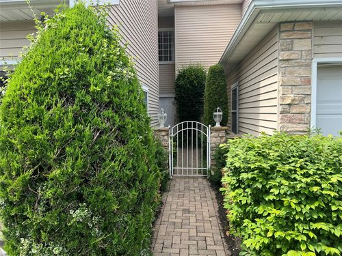 85 Windwatch Dr, Hauppauge, NY, 11788-3349 | Card Image