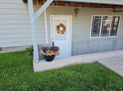c-208 Showplace Street, Belgrade, MT, 59714 | Card Image