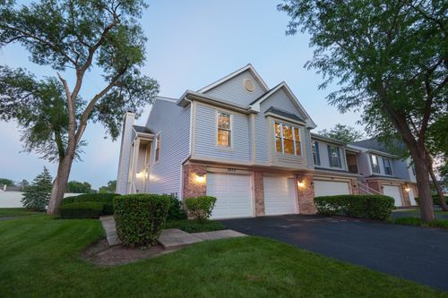 2673 S Embers Lane, Arlington Heights, IL, 60005 | Card Image