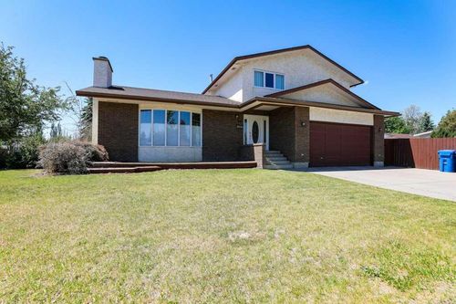 729 Columbia Blvd W, Lethbridge, AB, T1K5H1 | Card Image