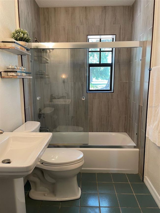 2748 Cr 543, House other with 2 bedrooms, 1 bathrooms and null parking in Sumterville FL | Image 11