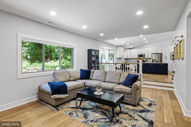 10069 Fox Run Rd, House other with 4 bedrooms, 3 bathrooms and null parking in Woodbury MN | Image 20