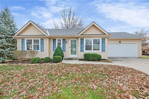 23835 W 57th St, Shawnee, KS, 66226-2942 | Card Image