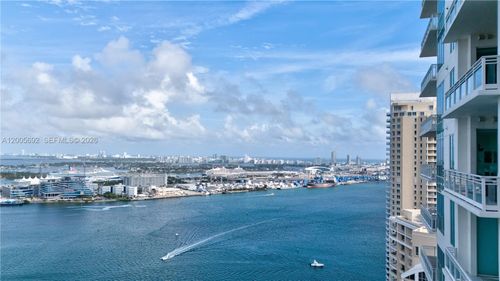 3002-900 Brickell Key Blvd, Miami, FL, 33131-3752 | Card Image