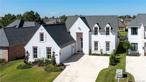 5826 Weeping Willow Dr, Lake Charles, LA, 70605-3145 | Card Image